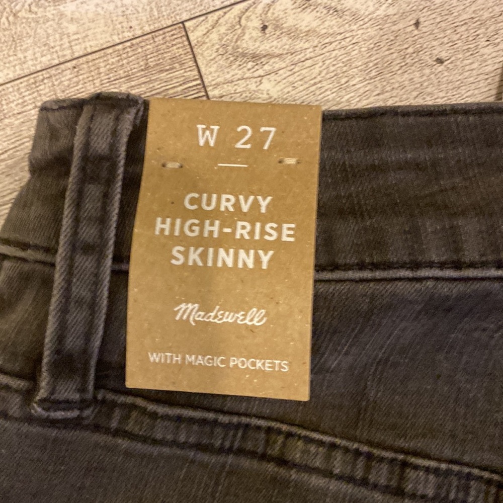 NWT!! Madewell Curvy High Rise Skinny Distressed Jeans Faded Black Size 27 - Picture 2 of 10